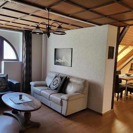 Sunflower Prague Apartments And Suites エクステリア 写真