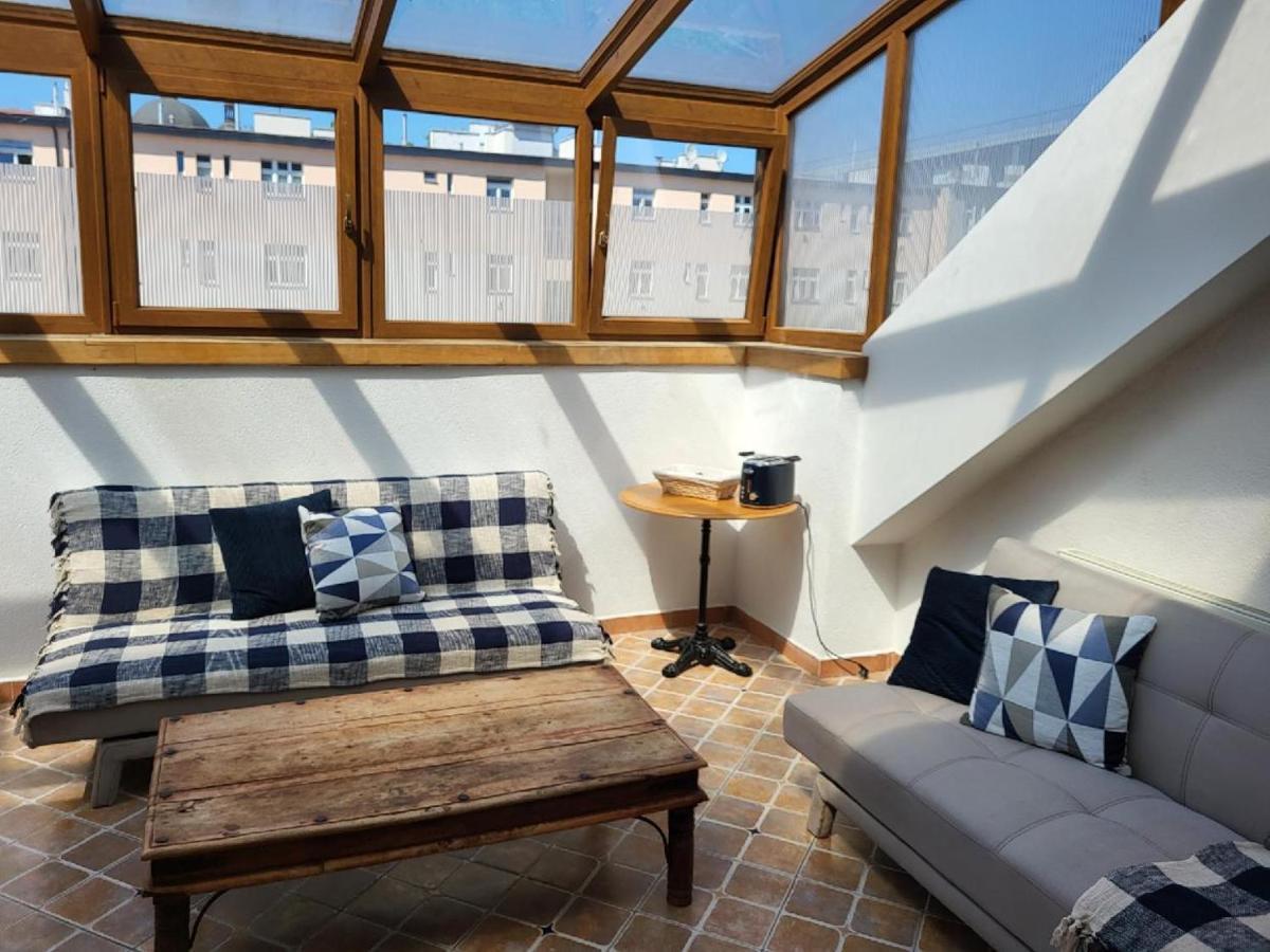 Sunflower Prague Apartments And Suites エクステリア 写真